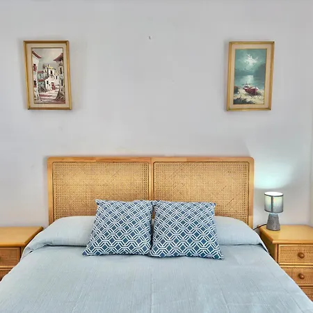 Apartment Blaumar Roses